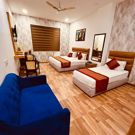 Amora Rooms Dwarka Nové Dillí Exteriér fotografie