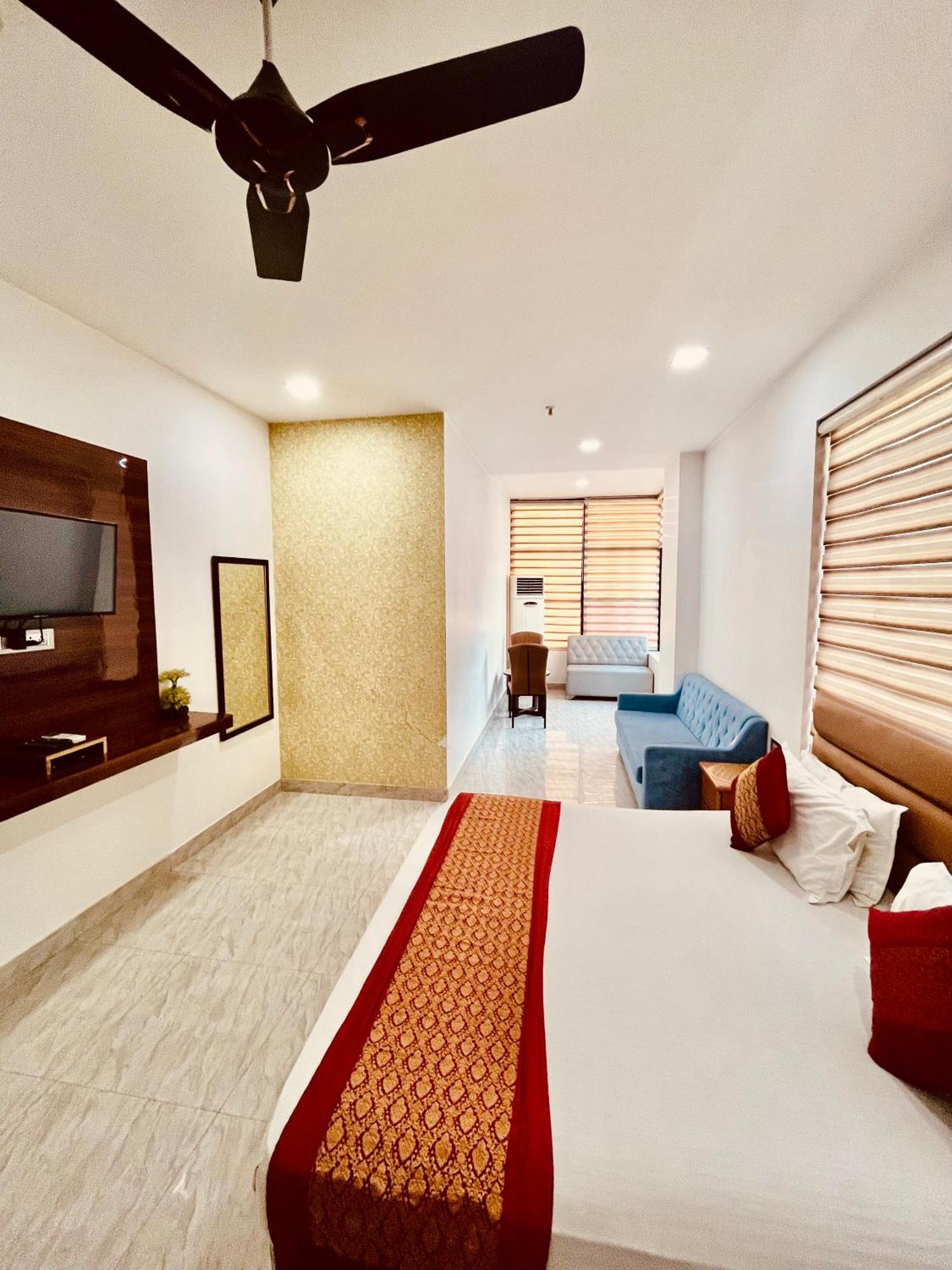 Amora Rooms Dwarka Nové Dillí Exteriér fotografie