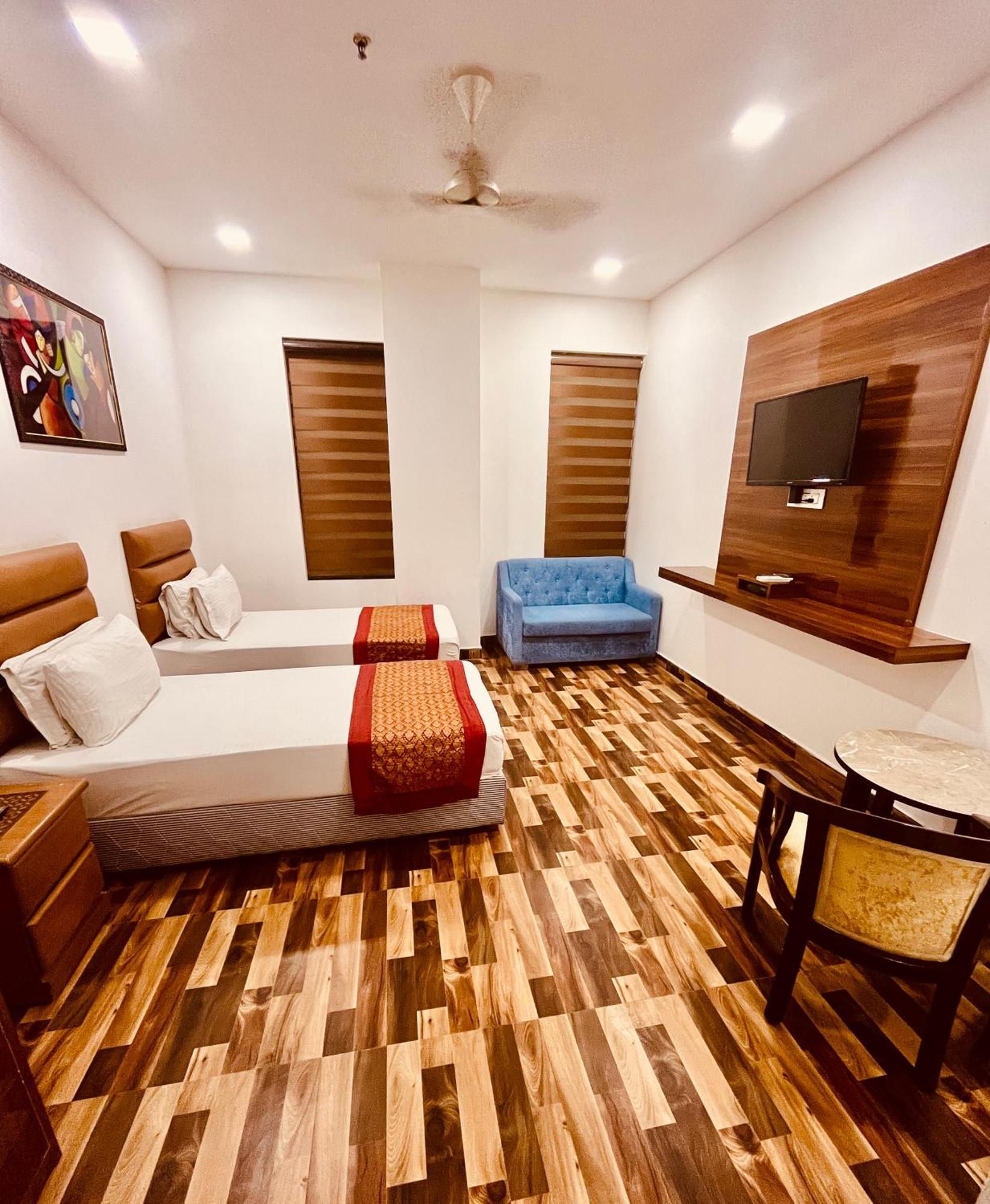 Amora Rooms Dwarka Nové Dillí Exteriér fotografie