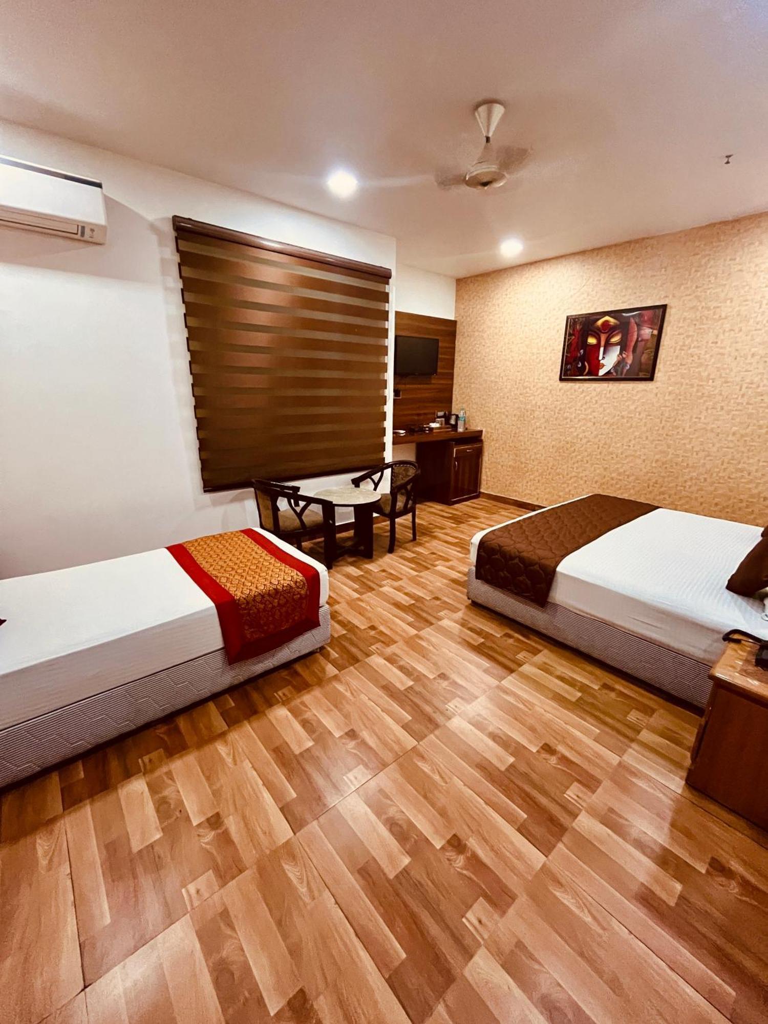 Amora Rooms Dwarka Nové Dillí Exteriér fotografie