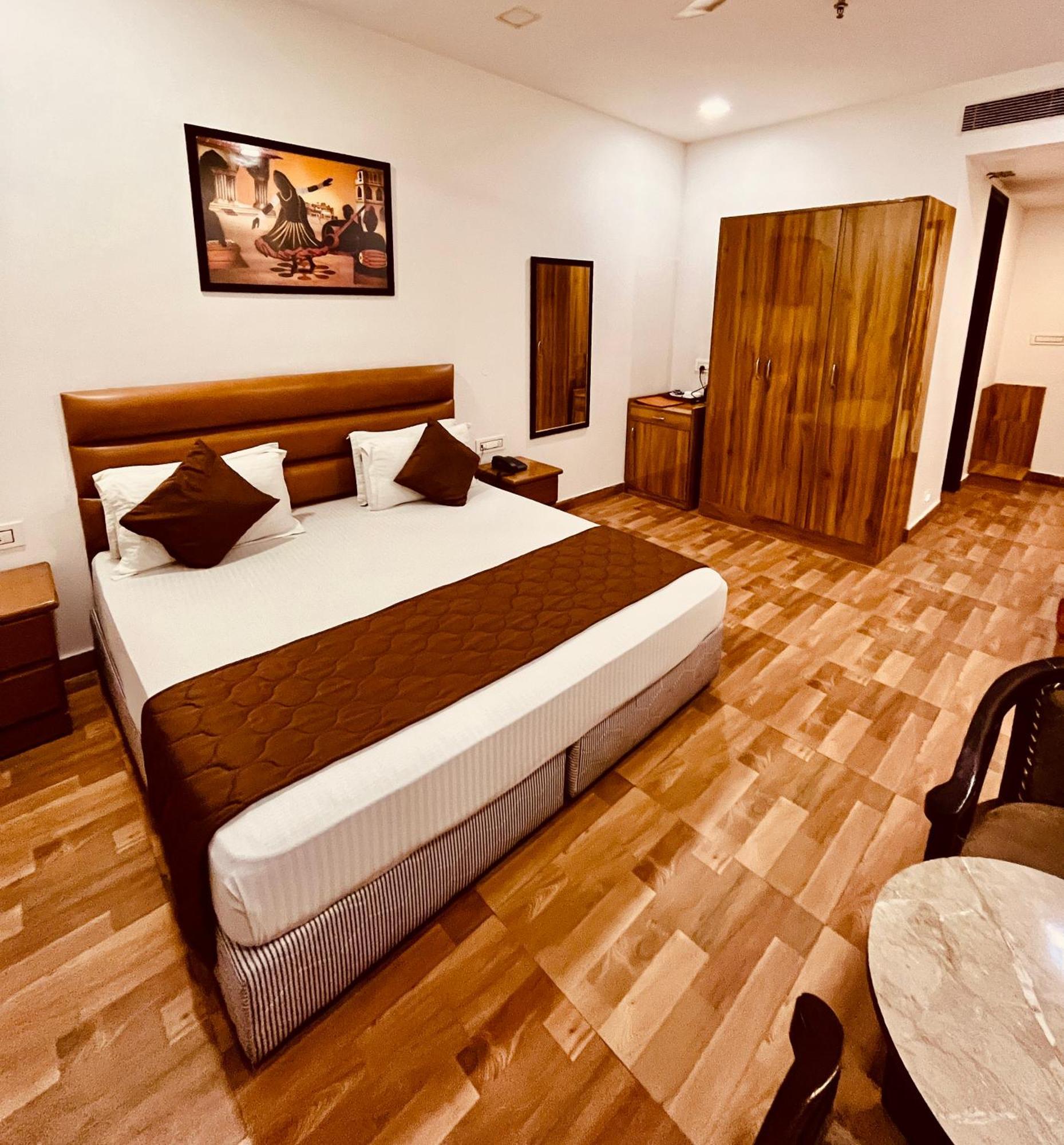 Amora Rooms Dwarka Nové Dillí Exteriér fotografie